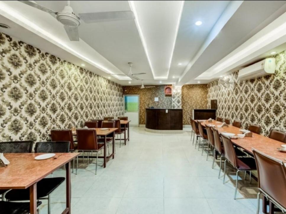 Hotel The Avenue Gamharia Zewnętrze zdjęcie