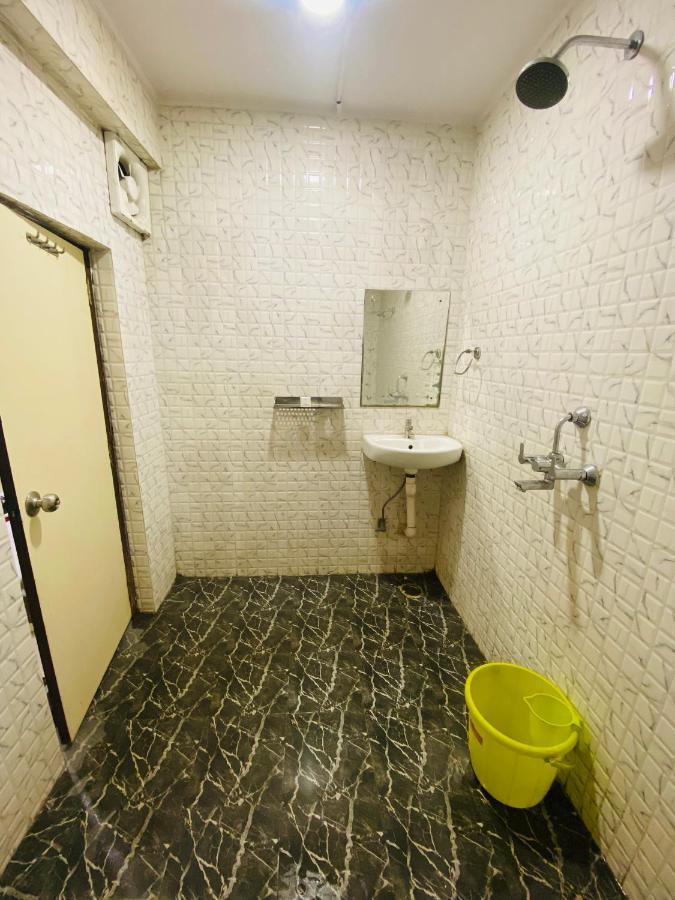 Hotel The Avenue Gamharia Zewnętrze zdjęcie